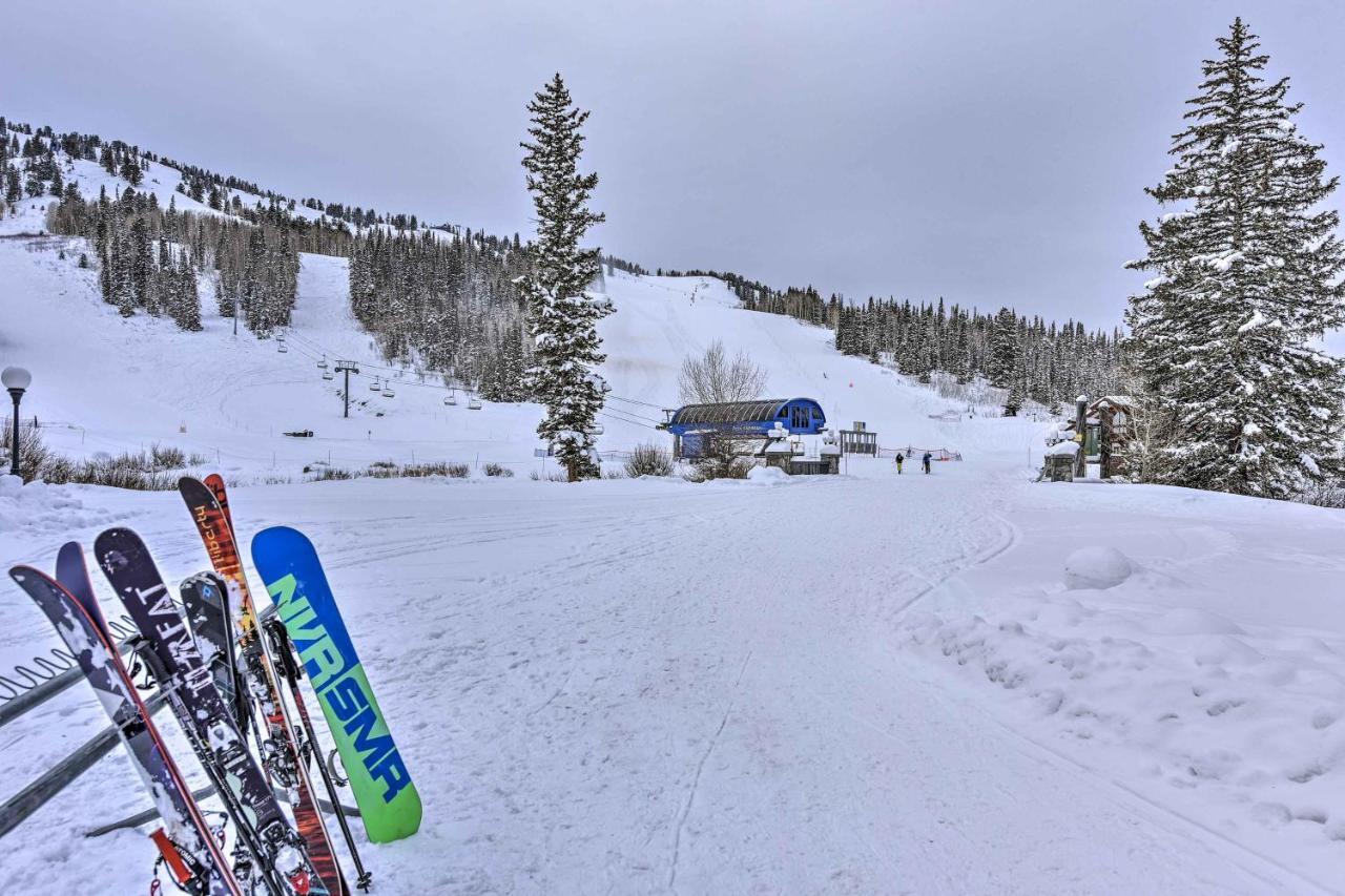 Solitude Mountain Slopeside Ski Condo With Hot Tub! Brighton エクステリア 写真